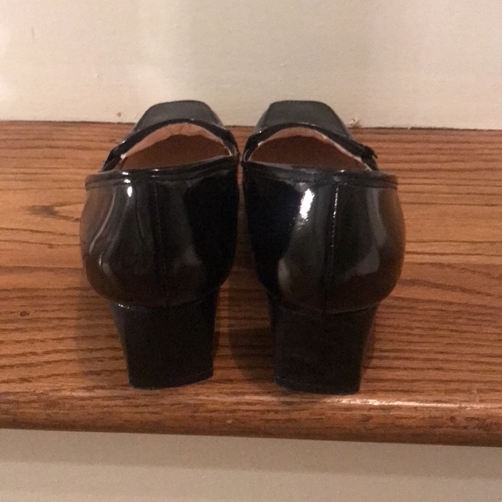 Classique Black Patent Heels 8.5 - Picture 3 of 4